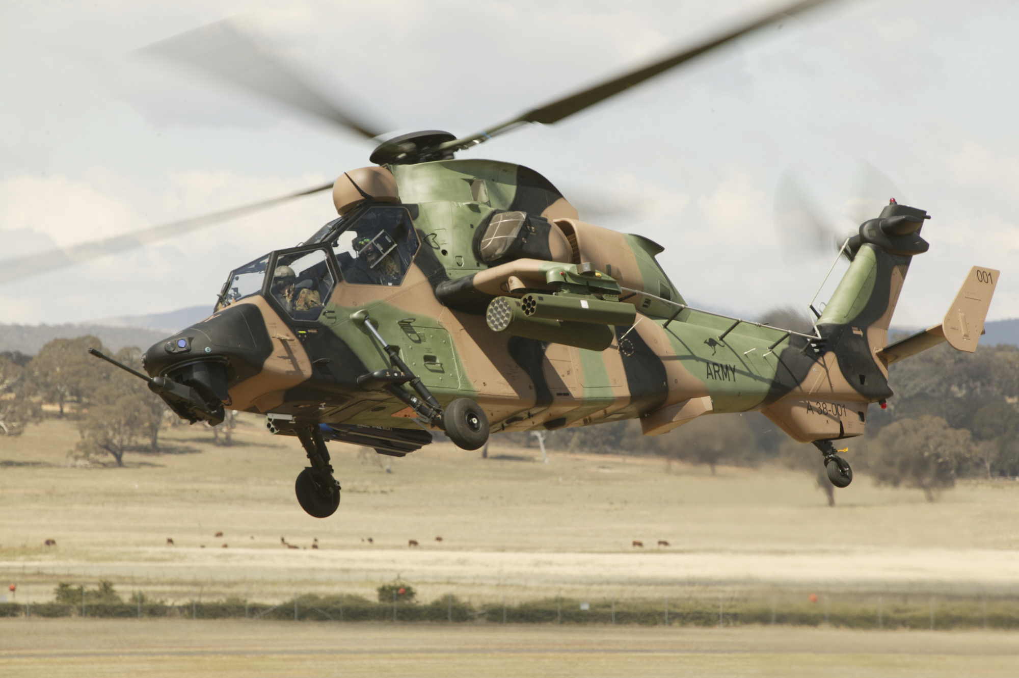 直十武装直升机 世界最强的六大武装直升机，中国武直10到底能排第几？