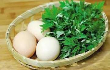 艾叶水煮鸡蛋的功效 艾叶煮鸡蛋的做法及功效作用
