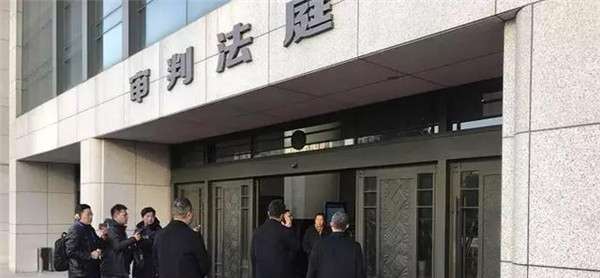 党琳山 杭州保姆纵火案律师为何退庭 党琳山为了炒作吗？