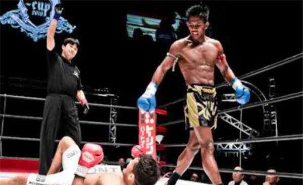 拳击手 泰国拳击手前十名，耀威猜杀伤力很强，第一拳法惊艳四座