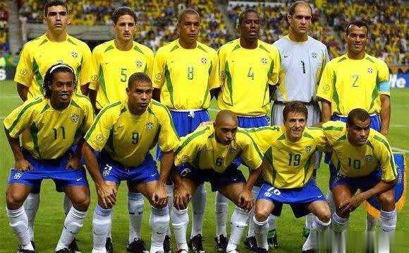 世界杯2002 2002世界杯上那支巴西队真的是最强者吗？