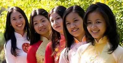 越南婚介网 越南新娘处女成谋钱财的工具 越南新娘明码标价