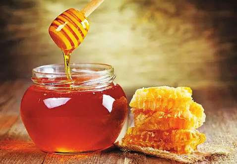 荔枝蜜的功效与作用 龙眼蜜的作用与功效 荔枝蜜好还是龙眼蜜好