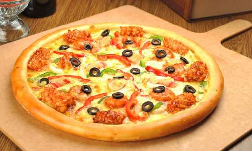 冷冻半成品披萨怎么烤 半成品披萨怎么烤 半成品披萨能用微波炉吗