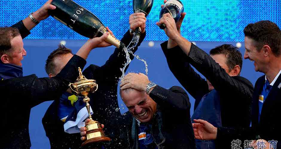 莱德杯欧洲夺冠 莱德杯夺冠经典瞬间：麦克金尼香槟洗澡