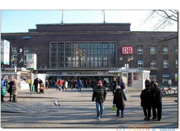 德国车站持斧砍人 德国车站持斧砍人致五人受伤 原因是什么？去年德国也有砍人事件