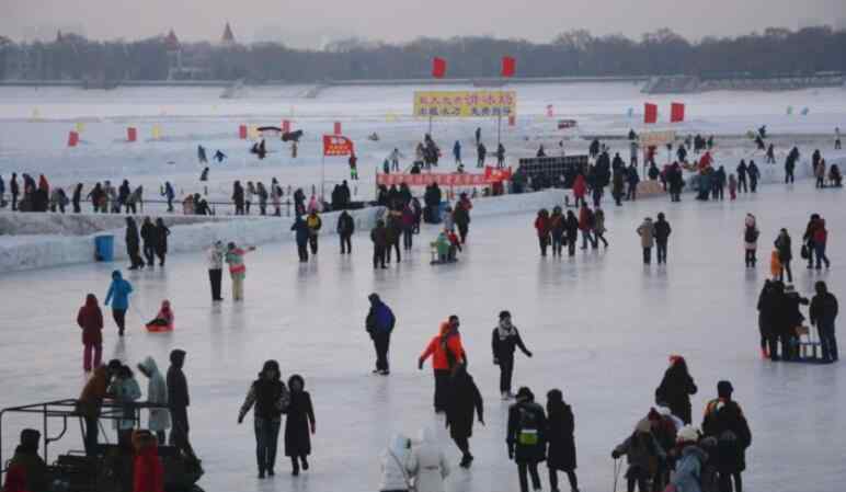 滑雪装备 冰雪运动万亿级产业：国内滑雪装备品牌待突围