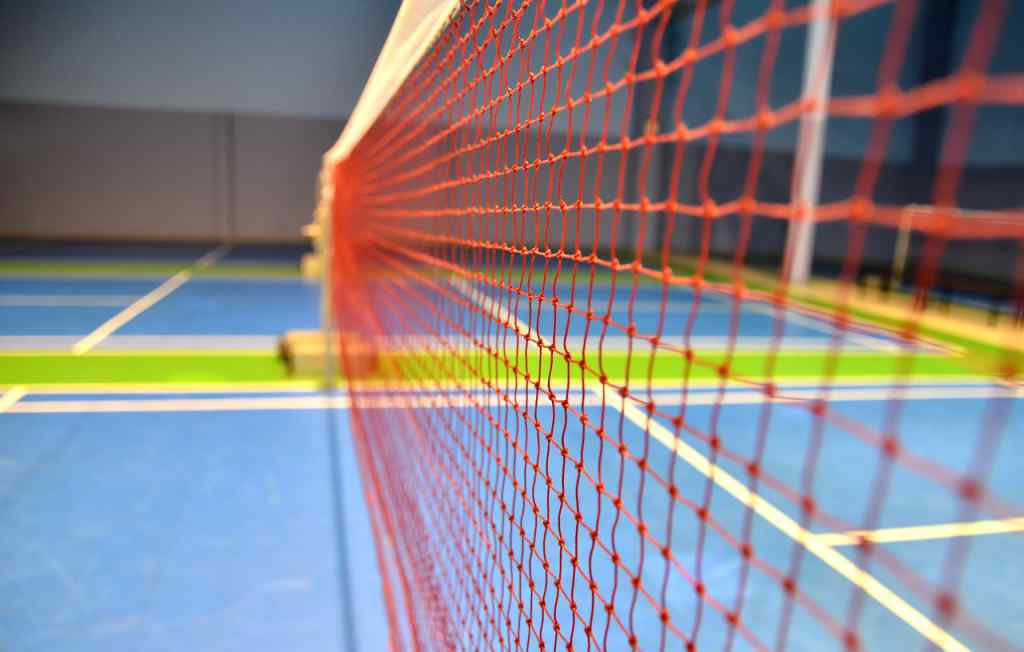 羽毛球网的高度是多少 羽毛球网有多高