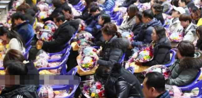 檀园高中 韩国高中为世越号遇难高中生举行毕业典礼 现场照片催人泪下