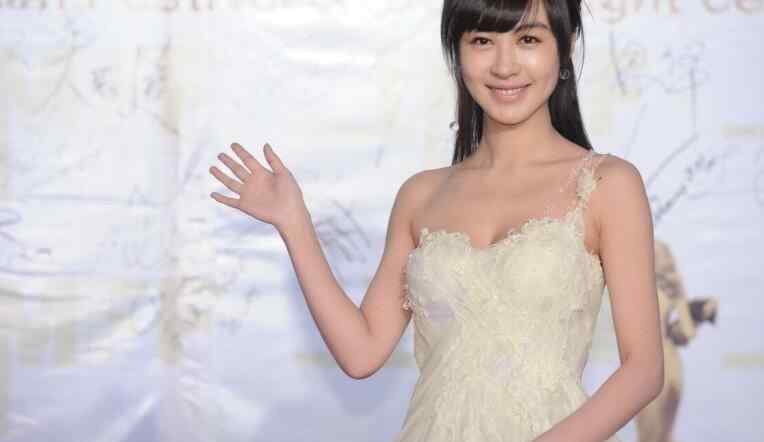 李菲儿公开baby短信 李菲儿高调诉baby整容真相 发露骨短信勾引黄晓明