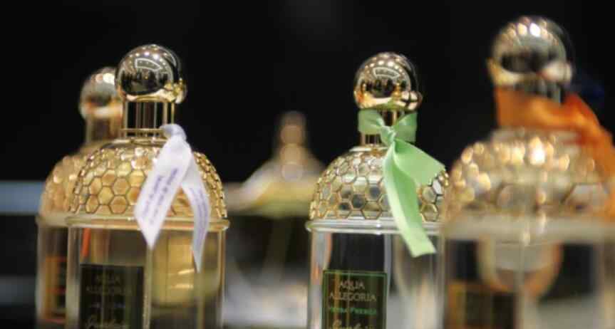 最受欢迎十大香水 最受欢迎的十大男士香水 哪款男士香水最受欢迎