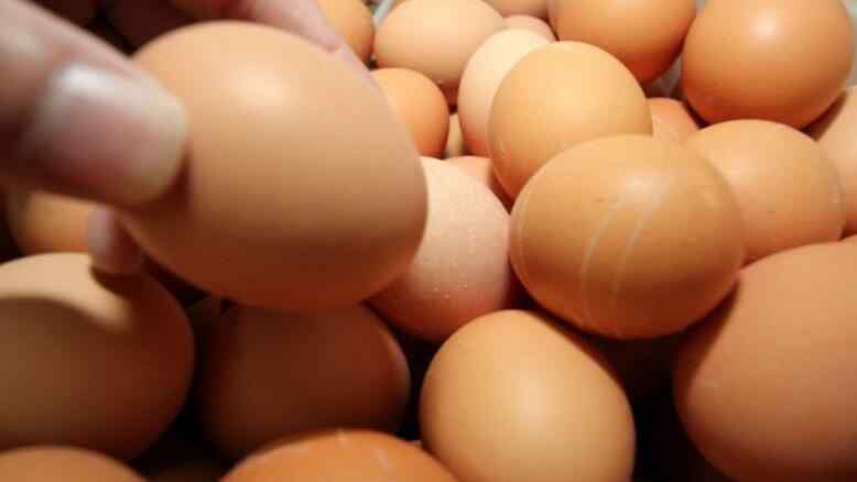 鸡蛋吃多了会怎么样 鸡蛋的价格是多少 鸡蛋吃多了会怎么样