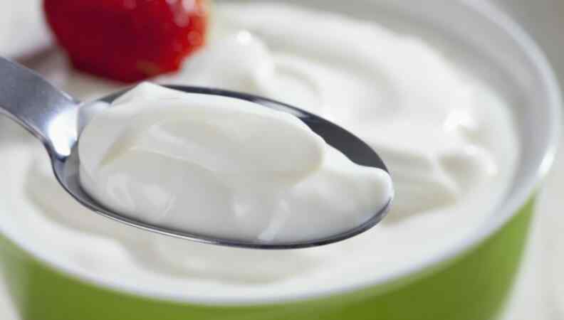 酸奶做面膜有什么功效 酸奶面膜用什么酸奶好 酸奶面膜的功效有哪些