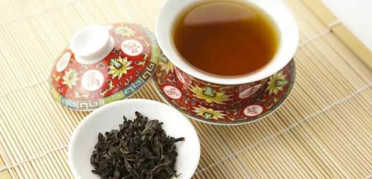 大红袍属于红茶吗 大红袍属于什么茶 顶级大红袍茶叶多少钱一斤