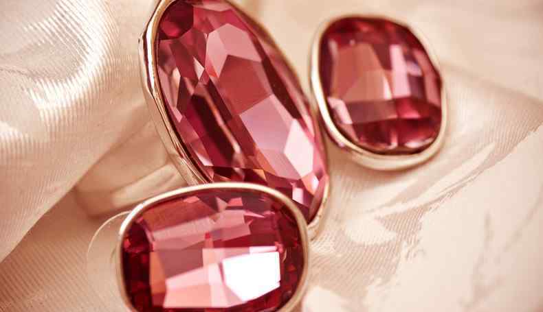 红宝石价格 红宝石价格多少钱一克 哪种颜色的红宝石最贵