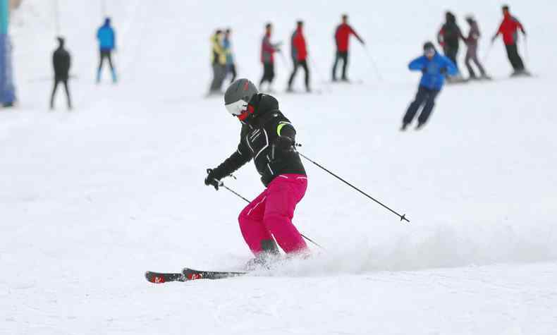 哈尔滨滑雪场 哈尔滨滑雪几月份最好玩 哈尔滨哪个滑雪场最好