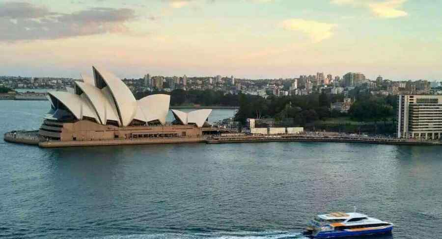 去澳洲旅游要多少钱 想出国旅游 去澳大利亚旅游多少钱？