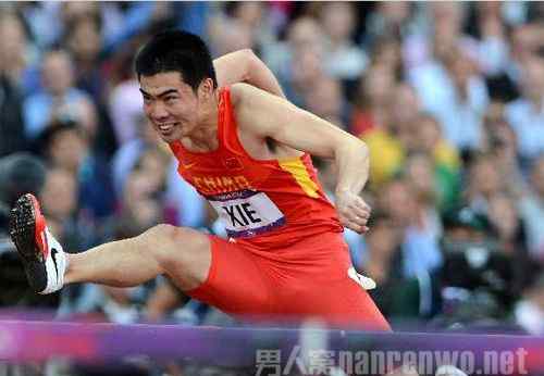 谢文俊 亚运会110米栏谢文俊摘金，刘翔说他还需要继续改进