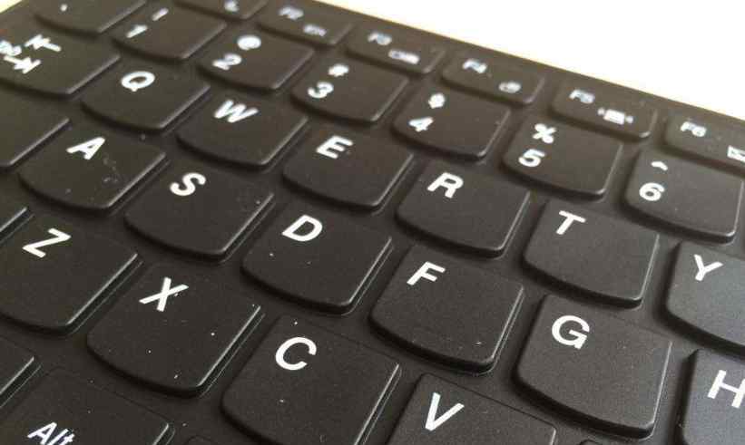 键盘字母错乱 win7系统快速修复键盘按键错乱的操作方法