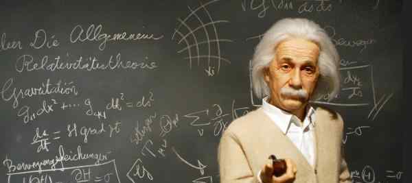 爱因斯坦的贡献 爱因斯坦的名言告诉我们 要奉献 不要只关注能取得什么