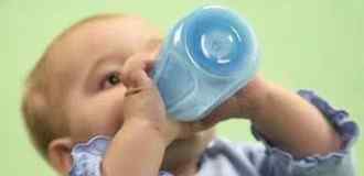 婴儿奶粉调稀了的危害 为什么配方奶粉一定要严格按照比例冲调
