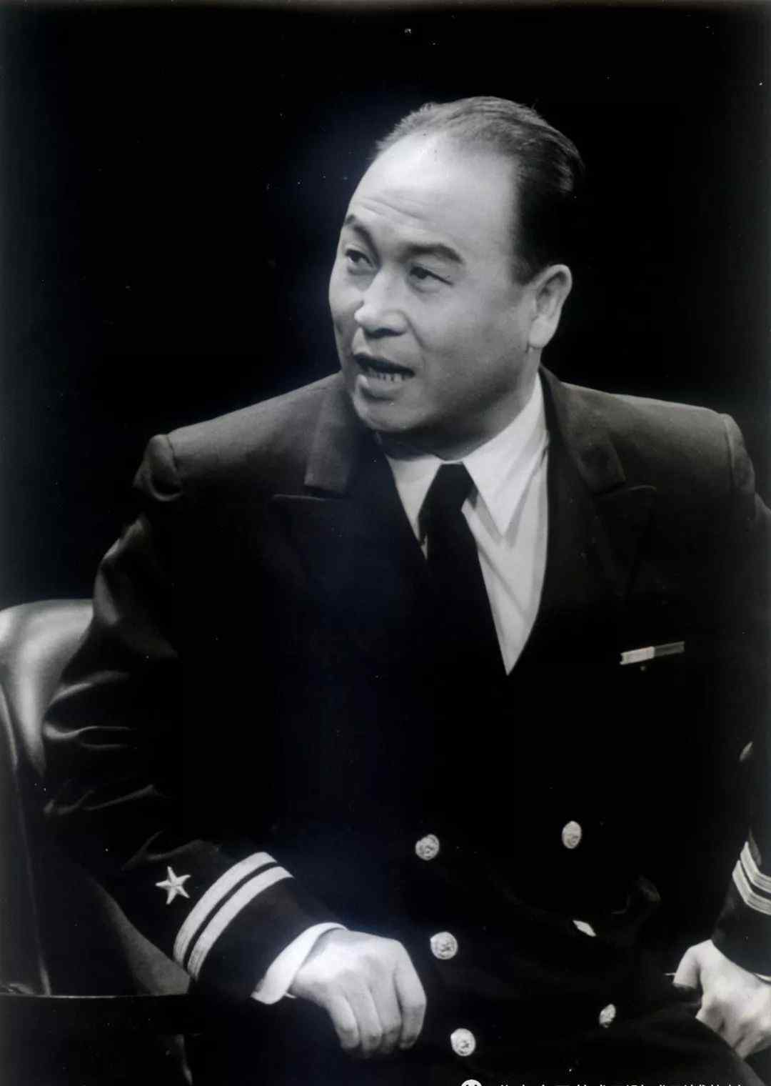 1958年考上北京人艺知名演员培训班