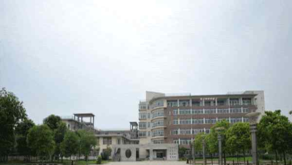 成都农业科技职业学院官网 成都农业科技职业学院宿舍怎么样