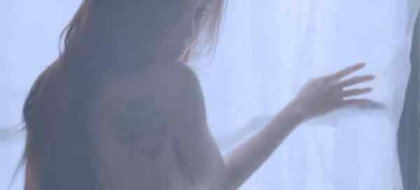 韩国19禁mv T-ara孝敏新歌《SKETCH》MV尺度大 裸背开腿还有19禁版本
