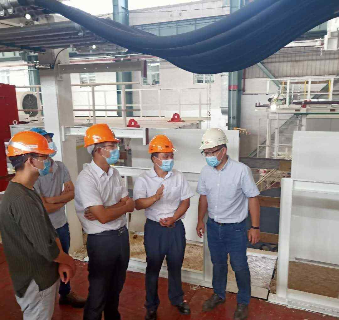 海瑞克公司 2020年10月12日查看广州南沙海瑞克公司盾构机生产进度
