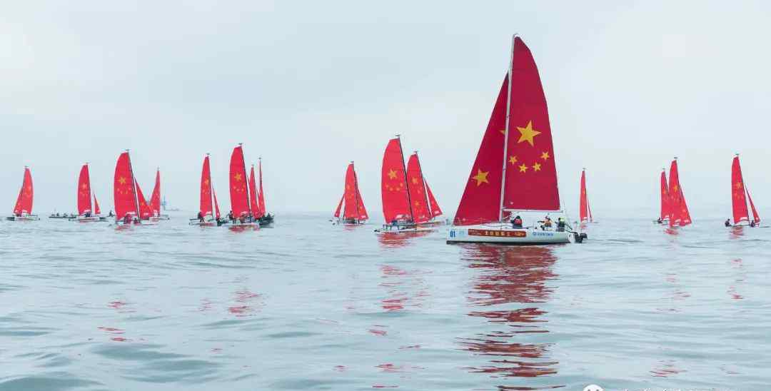 红帆俱乐部 “为祖国升帆，为希望护航”活动在西港花园举行