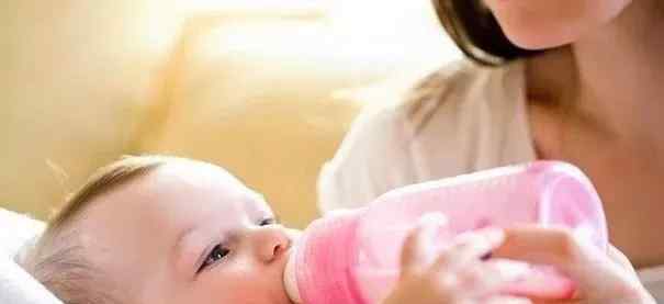 小孩喝奶粉到几岁最合适 配方奶粉最好喝到三岁！看完后请告诉身边的宝爸宝妈！