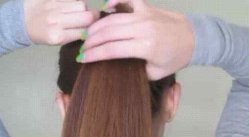 蝴蝶结的编法 蝴蝶结发型如何编 蝴蝶结头发的编发步骤