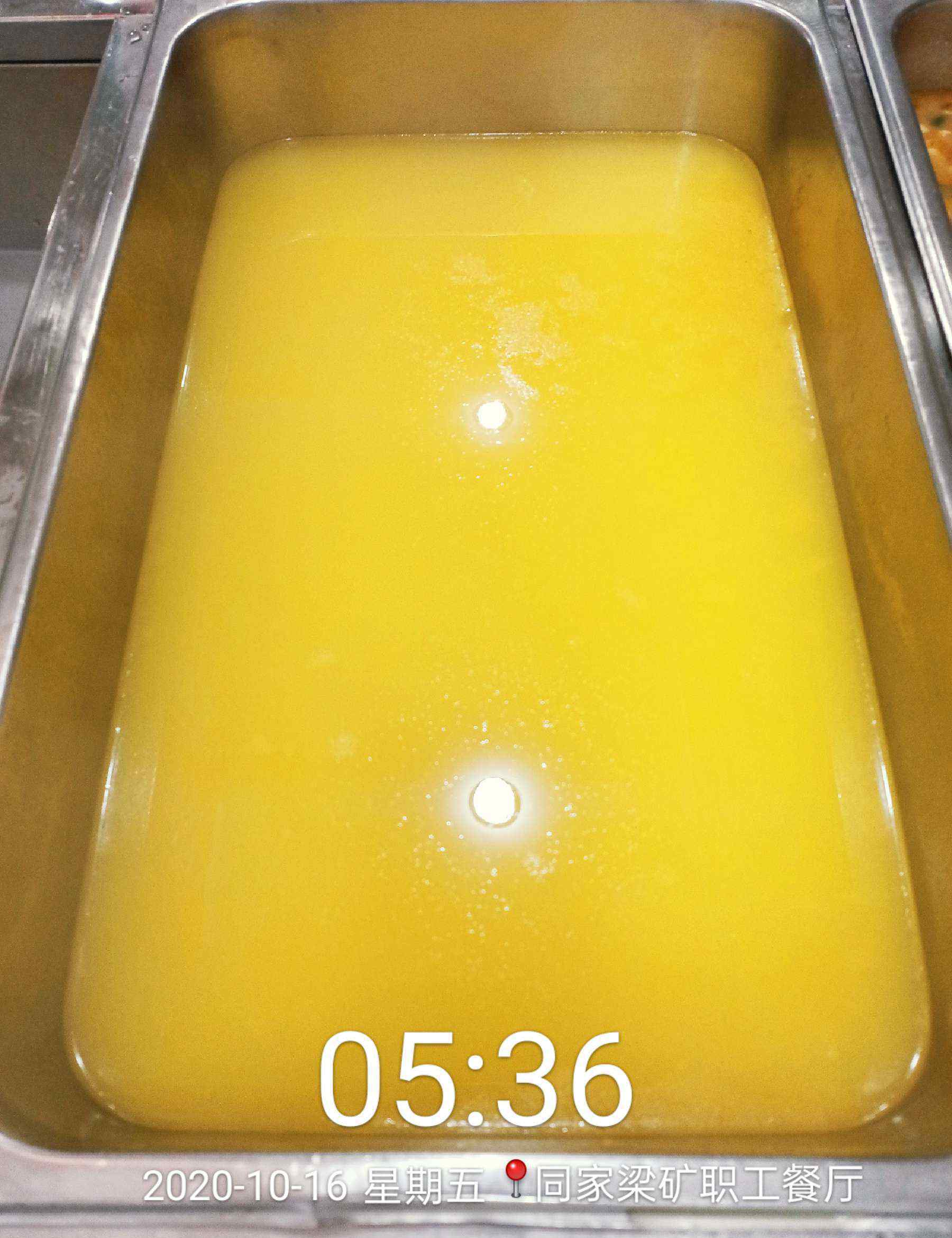 王美英 三矿三餐汤类3道，主食17道，热菜12道