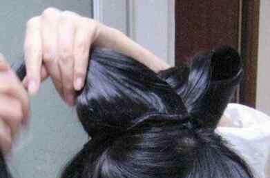 古代发型简单的梳法 古代头发怎么梳 最简单古代头发扎法教程