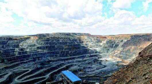 稀土矿 世界最大稀土矿60多年一直被当铁矿挖？稀土矿和铁矿如何区分，最大稀土矿在哪