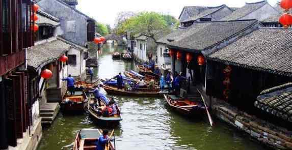中国旅游业 国内旅游业的发展前景怎么样，现阶段旅游业现状是什么样子？