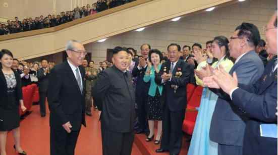 朝鲜金雪美 朝鲜牡丹峰乐团成员创作佳 获印金正日名字手表