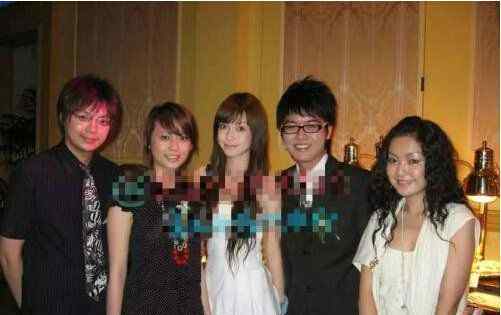 杨颖年龄 Angelababy（杨颖）被疑年龄造假 16岁兼职照片曝光