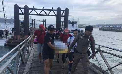 泰国中国游客昨天遇难 中国游客泰国遇难 男性游客在拉查岛不慎被大浪拍下岸
