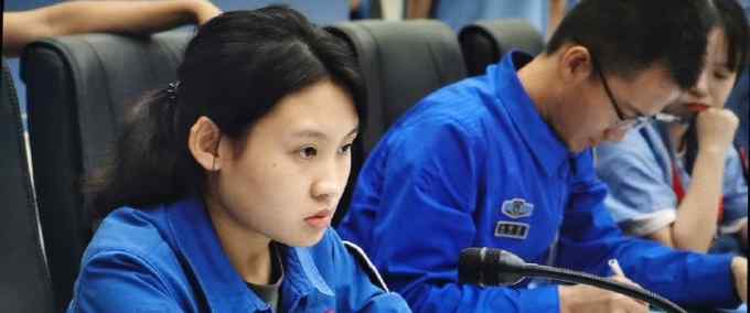 24岁女孩成文昌发射场最年轻女指挥 网友：能力强 又好看！