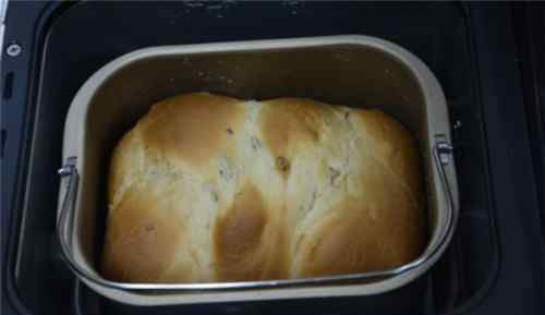 面包机做松软面包诀窍 面包机做面包的方法 面包机做面包要注意哪几点
