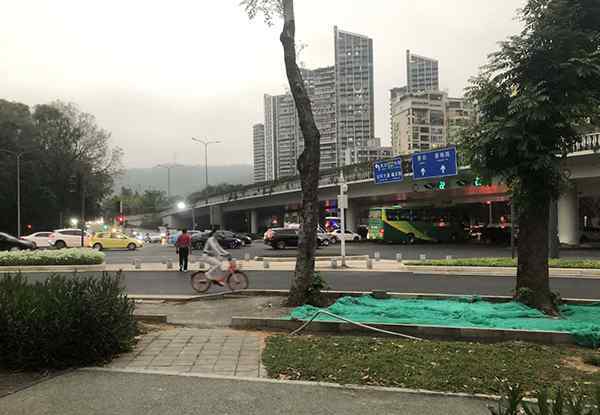 深圳工人 深圳暴雨11人遇难事件详情始末 幸存工人还原事发一刻令人心痛泪奔