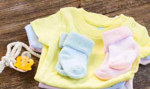 婴儿衣服品牌排行榜 婴儿服品牌排行榜推荐 婴儿服装选购指南