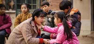 聋哑儿童 公益电影《朝华》首映 叩响聋哑儿童的无声世界