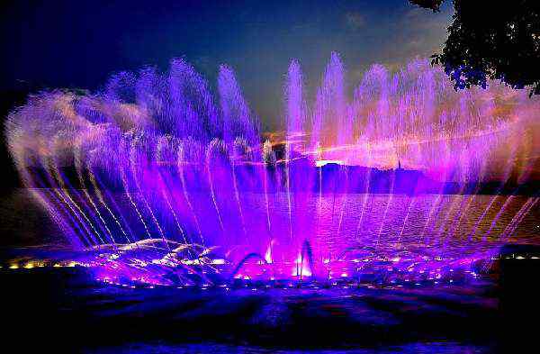 奥林匹克鼓号 西湖音乐喷泉，迷人风姿倾国倾城！