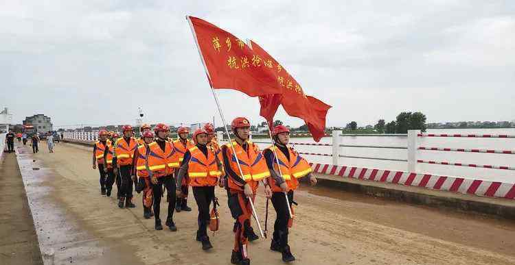 李小豹 洪流，我在！我能！
