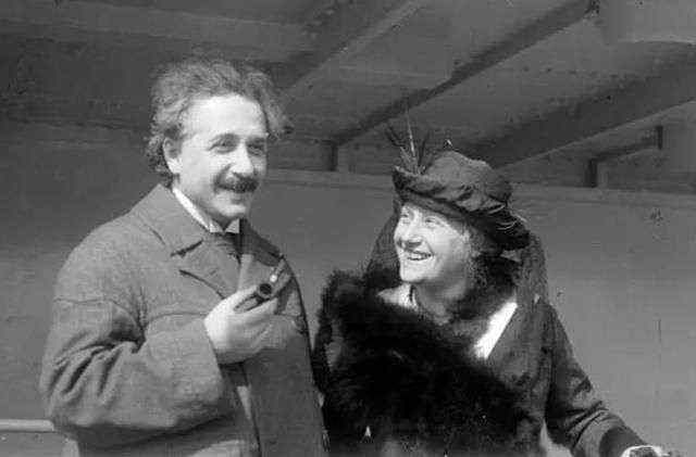 临终遗言 “爱因斯坦致女儿的临终遗言”是真的吗？