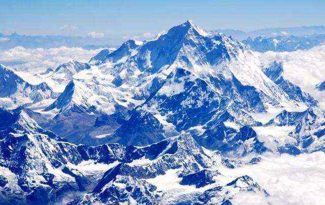 尼泊尔是哪个国家 珠穆朗玛峰在哪个国家，一半中国一半尼泊尔！