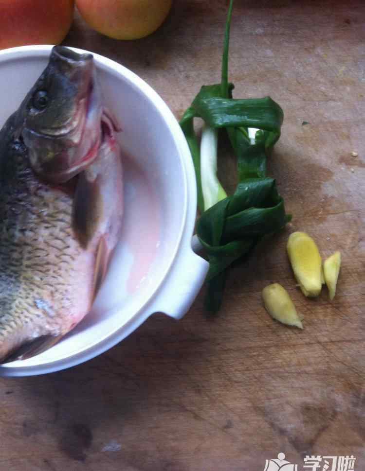 草鱼汤怎么做好喝 炖草鱼汤怎么做最有营养