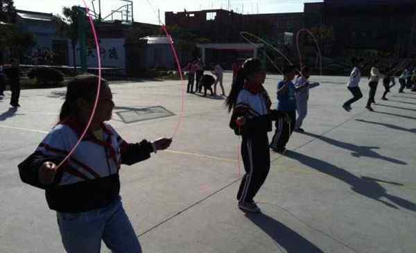中考体育跳绳评分标准 武汉中考体育评分标准2019